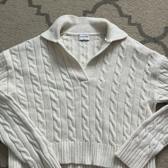 Aritzia knit sweater - Picture 5 of 6